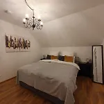& Business - 3-bedroom House *