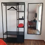 & Business - 3-bedroom House Апартаменты