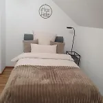 & Business - 3-bedroom House Апартаменты