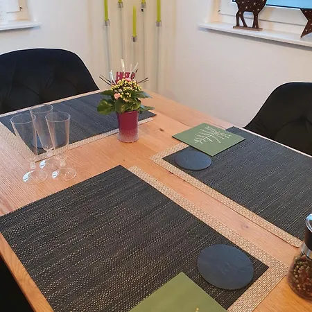 & Business - 3-bedroom House